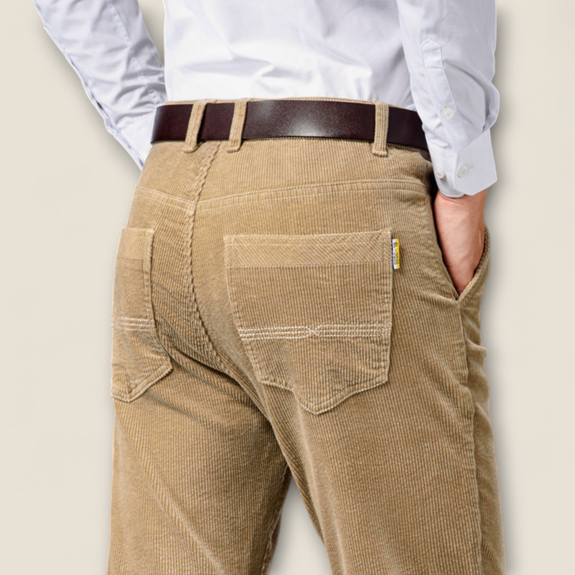 Sergio - Pantalon en velours côtelé intemporel