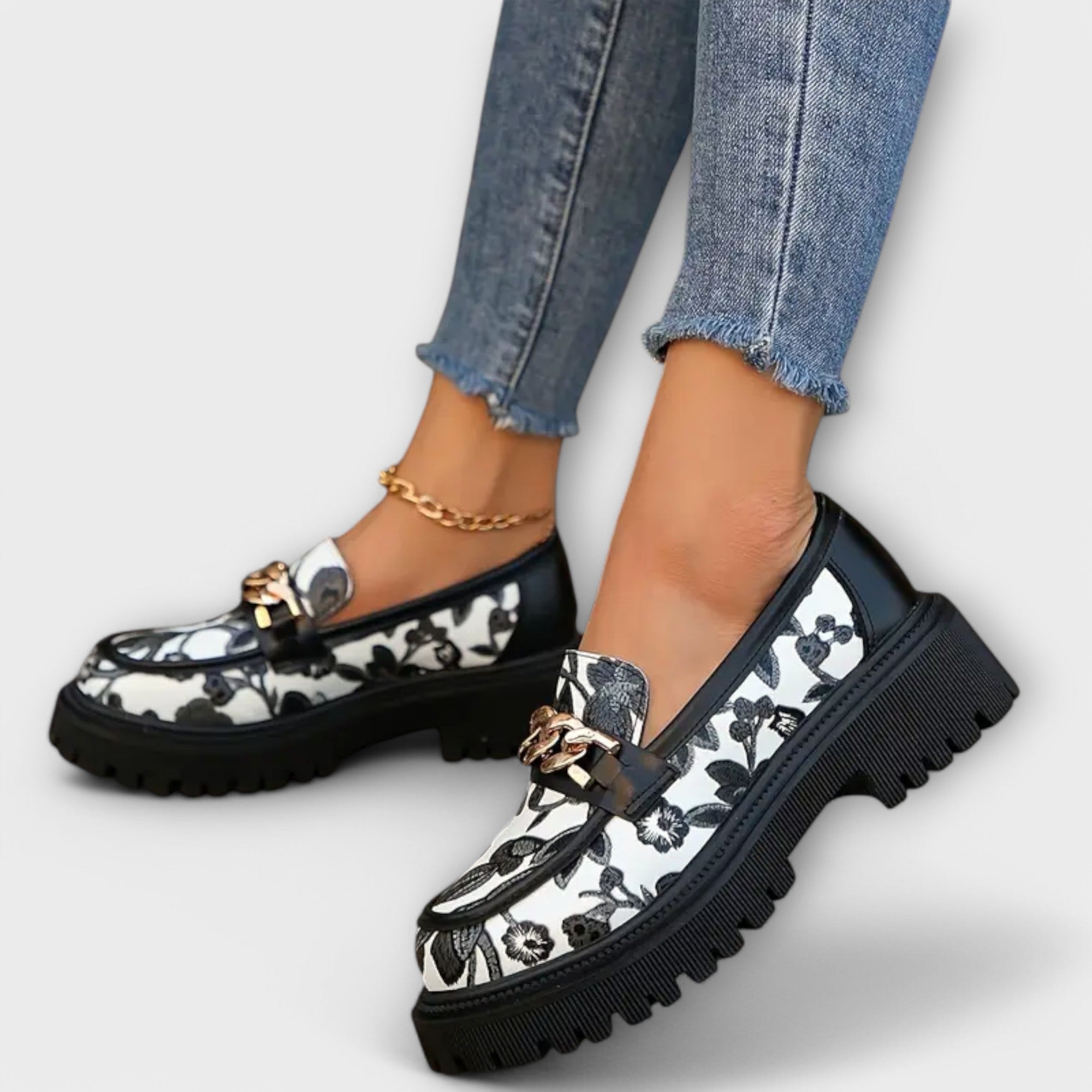 Sandra - Mocassins Rétro Élégants